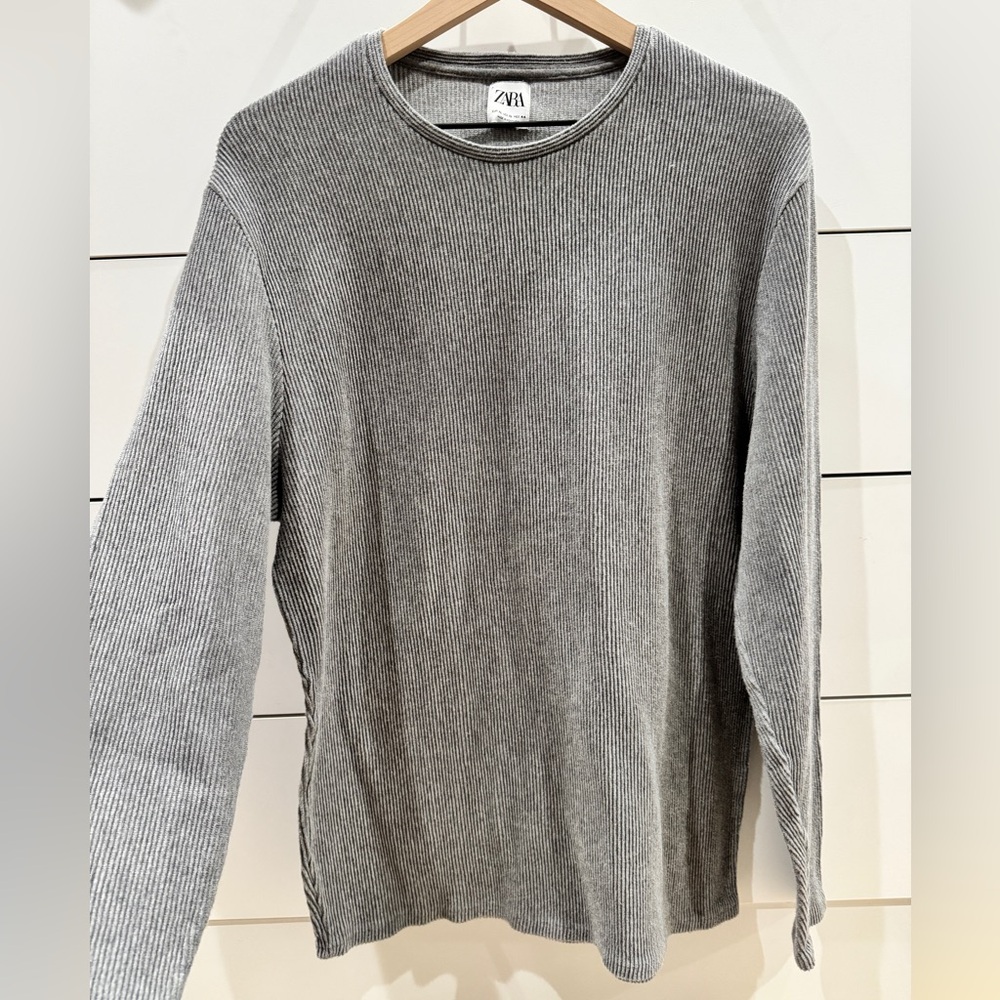 ZARA men's long sleeve crewneck size XL